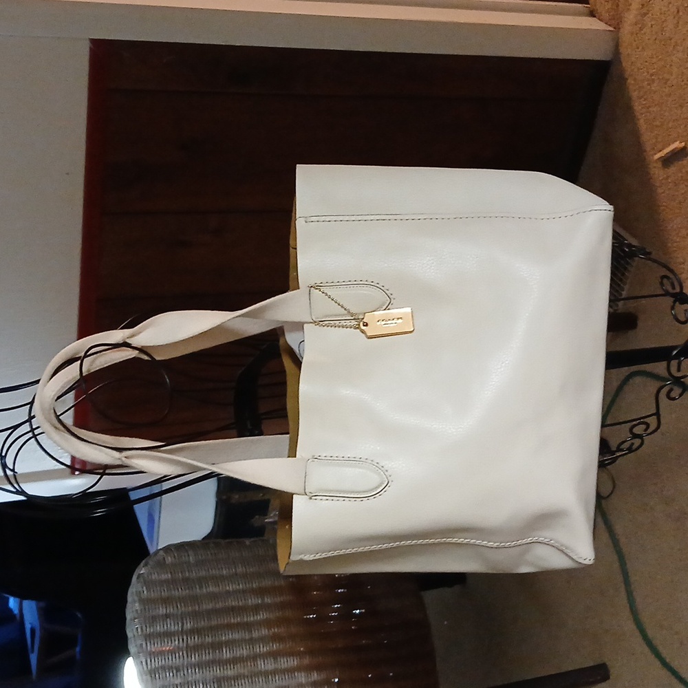 Coach Derby Tote F58660